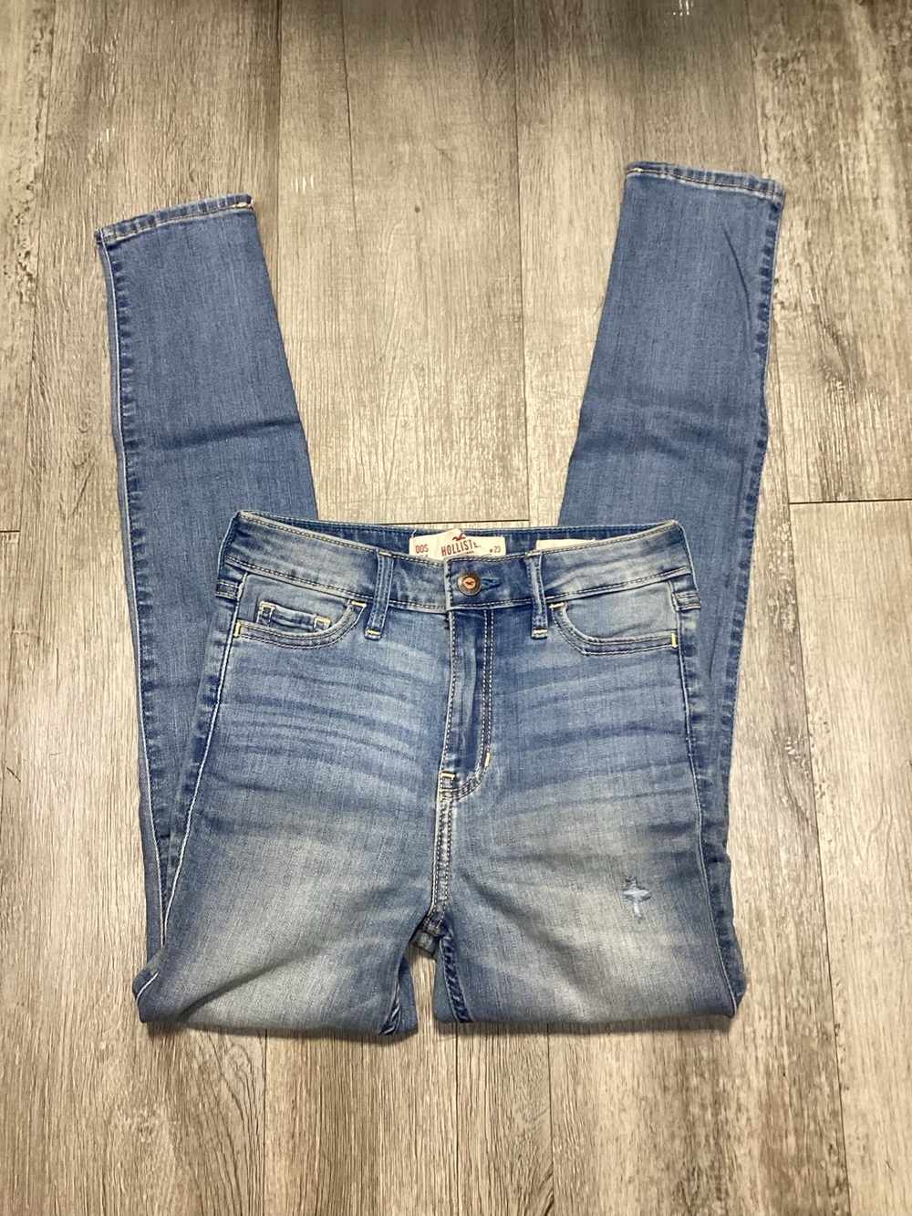 Girls Distressed Hollister Skinny Jeans